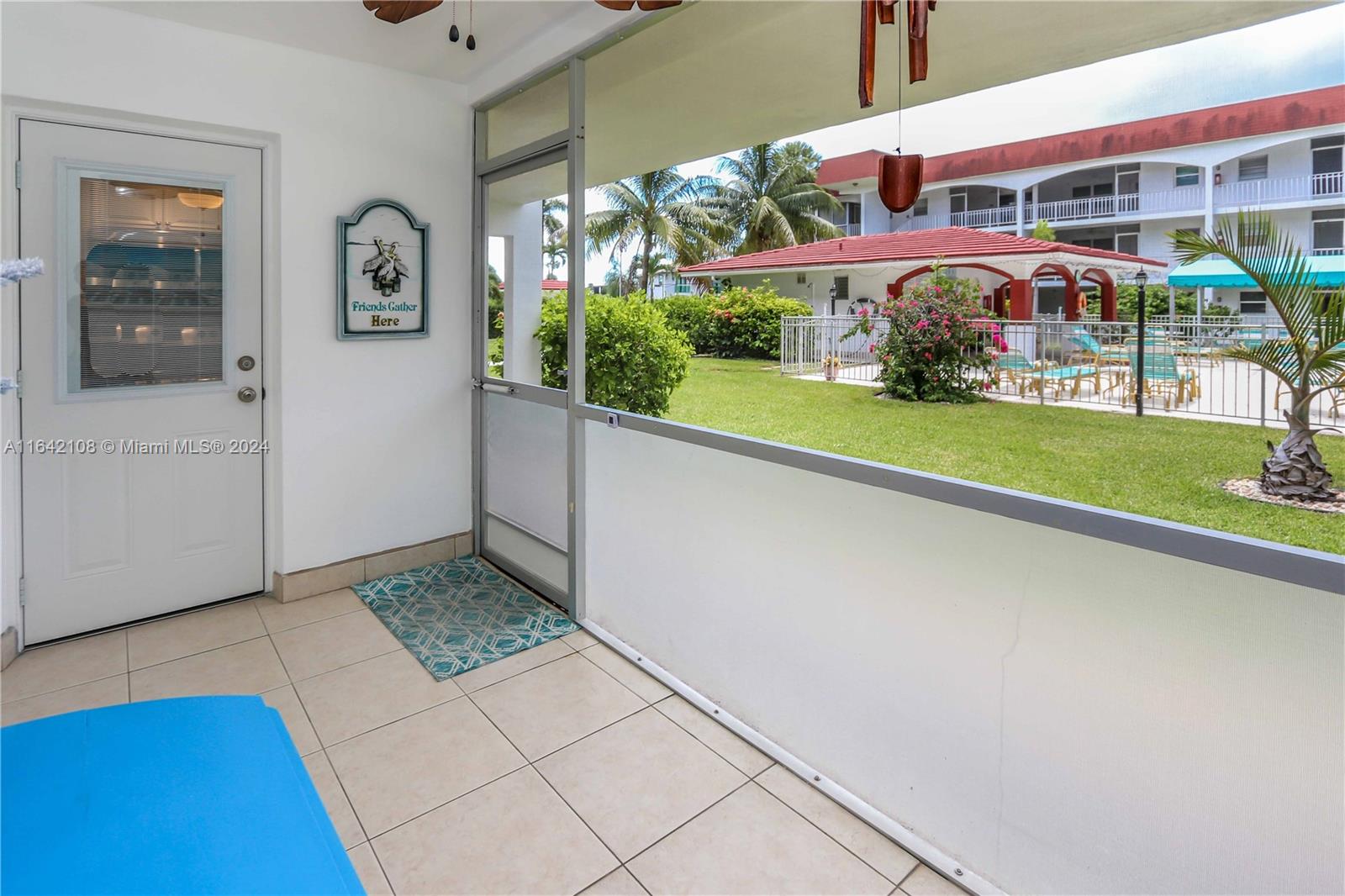 CASA PARADISO CO-OP - Residential