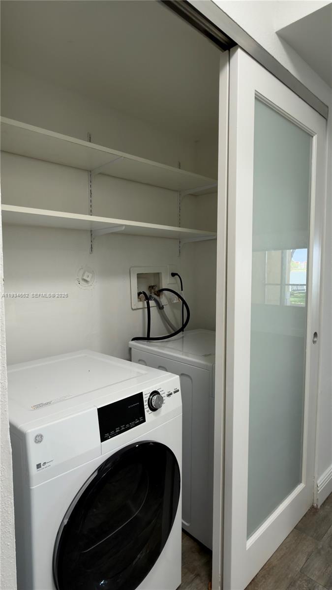 SAILBOAT POINTE CONDO - Residential
