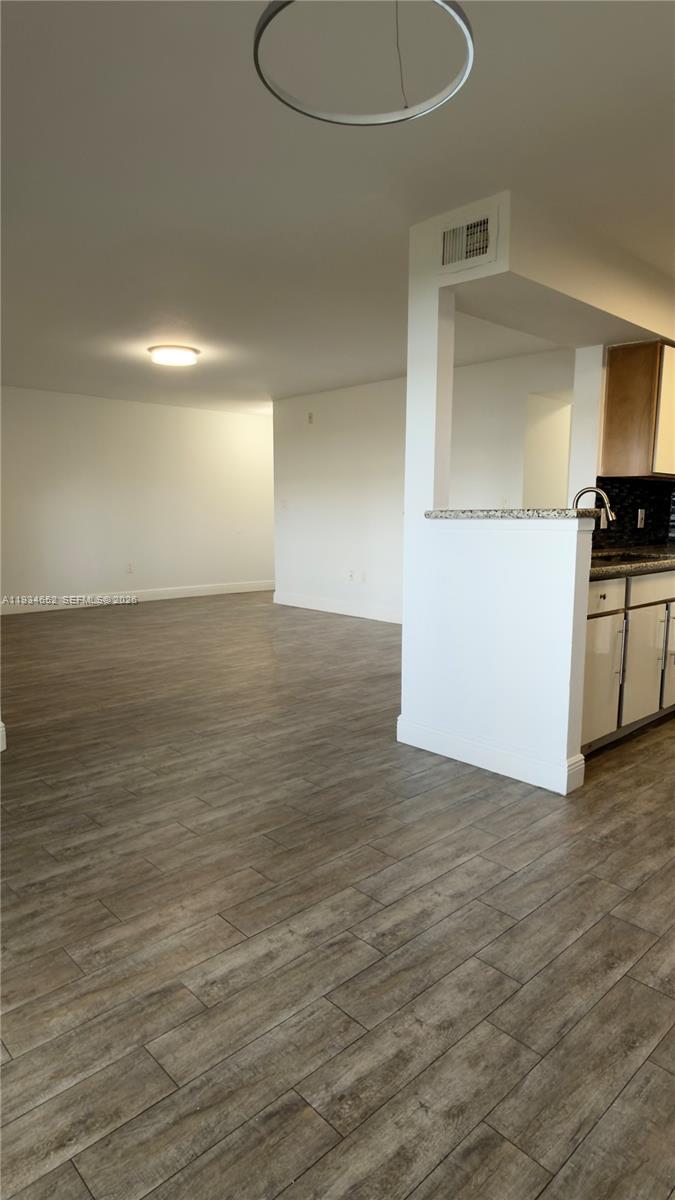 SAILBOAT POINTE CONDO - Residential