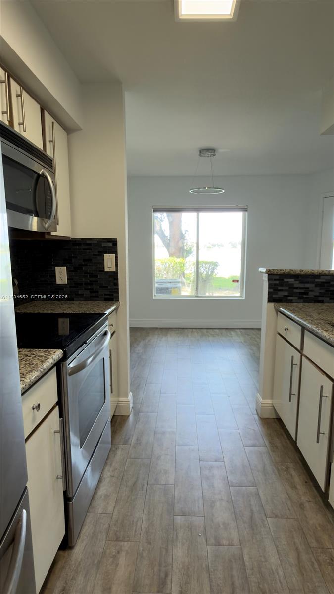 SAILBOAT POINTE CONDO - Residential