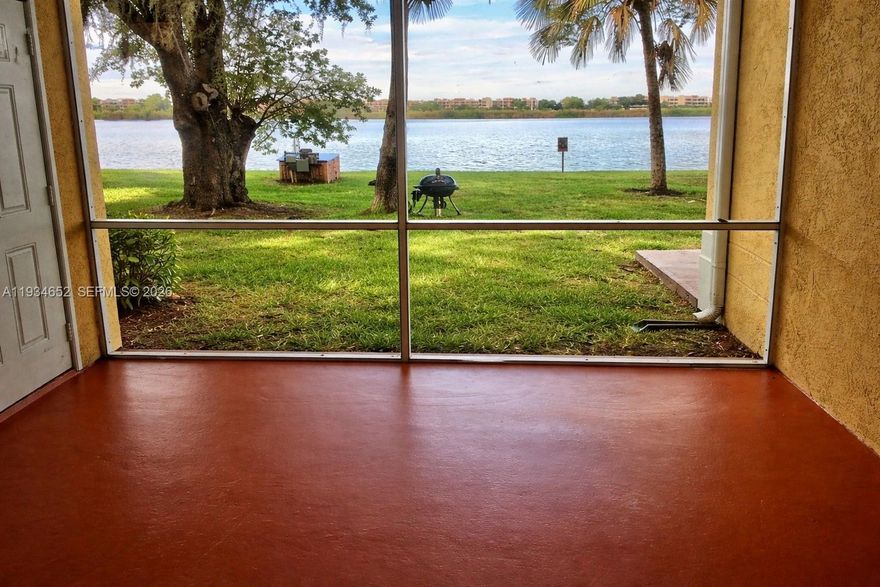 First-floor 2-bedroom, 2-bath condo located in the Sailboat Pointe community. The unit features an open floor plan, in-unit washer and dryer, ample storage, and a screened patio with stunning lake views. The gated community is situated on approximately 50 acres of lakefront property and is designated as a Certified Wildlife Habitat. Amenities include a community pool, hot tub, fitness center, tennis and pickleball courts, clubhouse, walking trails, and ample guest parking.