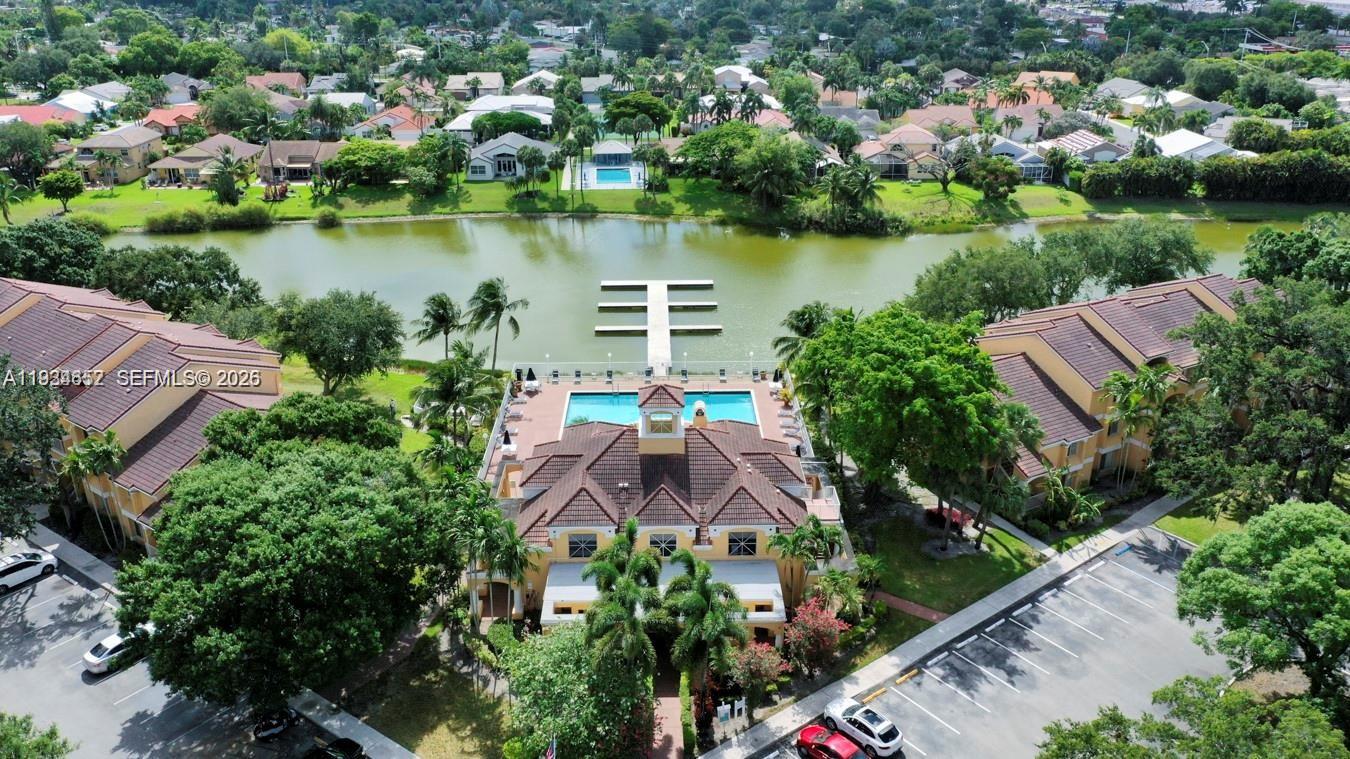 SAILBOAT POINTE CONDO - Residential