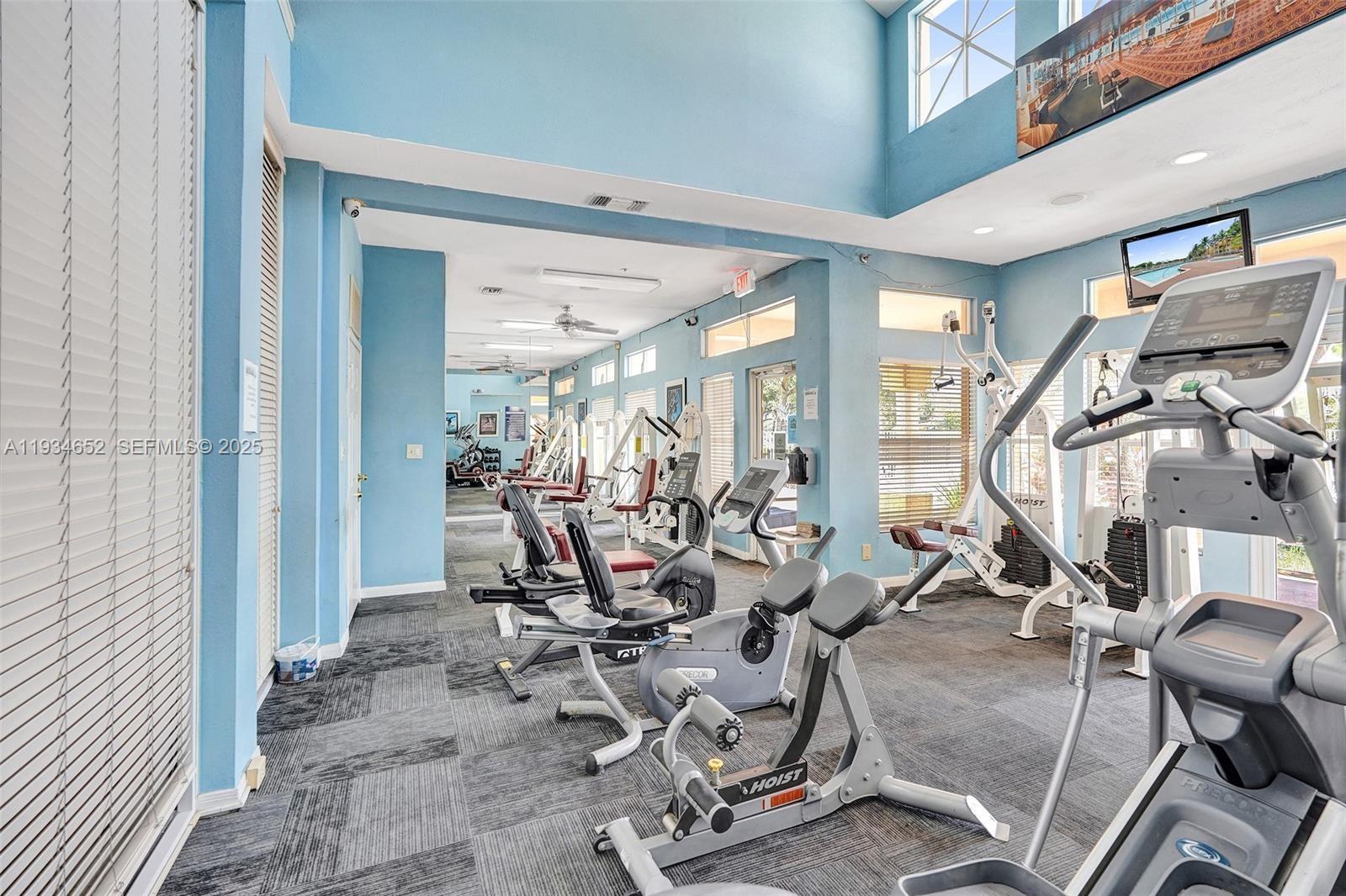 SAILBOAT POINTE CONDO - Residential