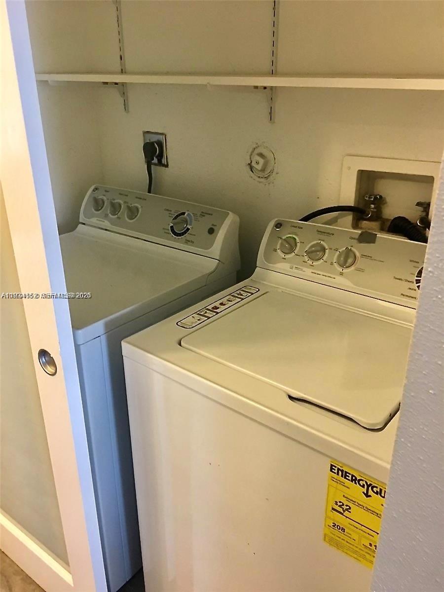 SAILBOAT POINTE CONDO - Residential