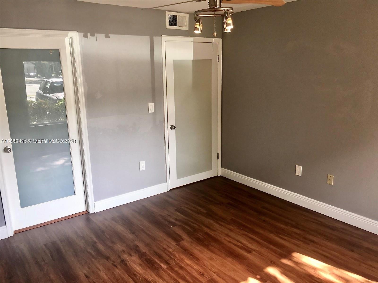 SAILBOAT POINTE CONDO - Residential