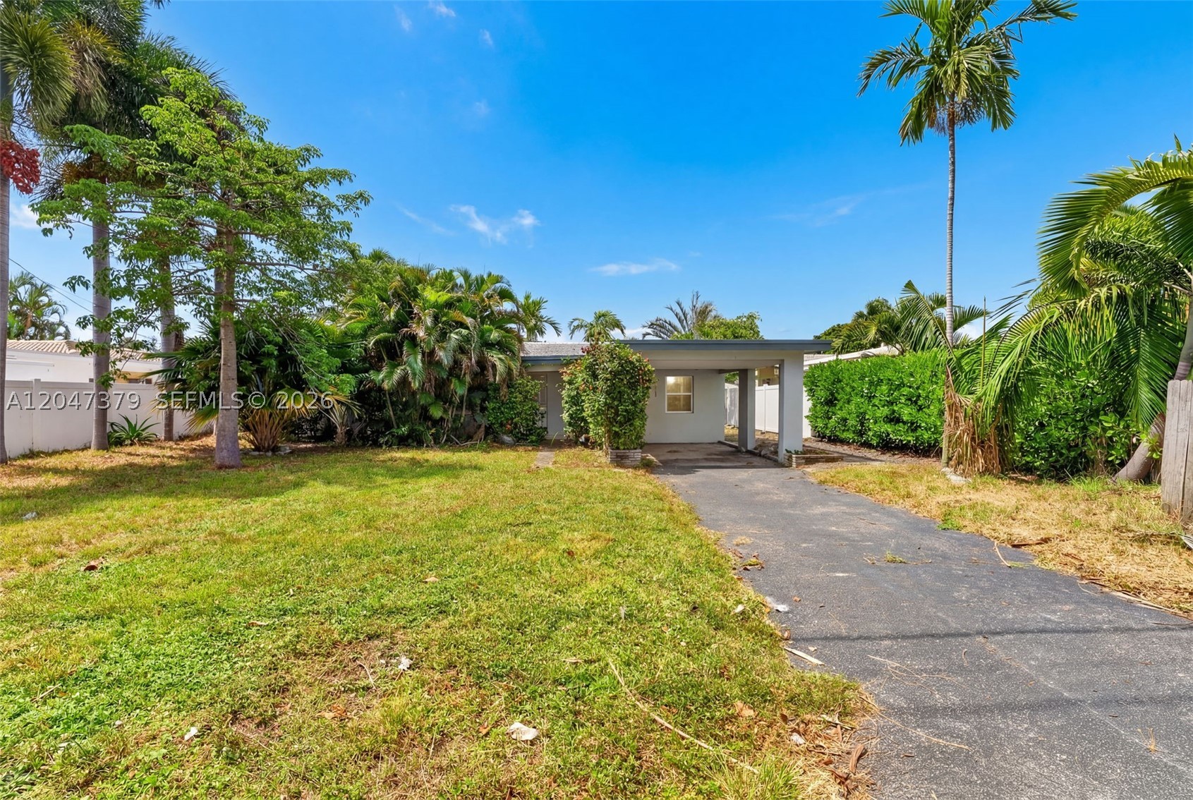 2472 SE 13th Ct