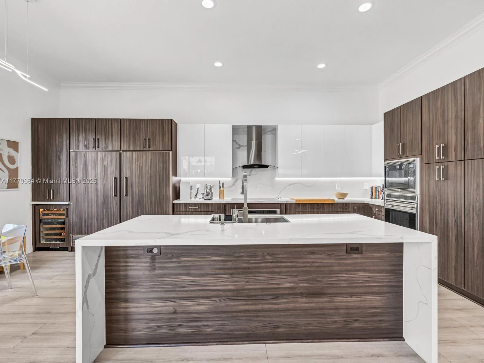 Weston, Florida 33327, United States, 4 Bedrooms Bedrooms, ,3 BathroomsBathrooms,Residential,Active,97308