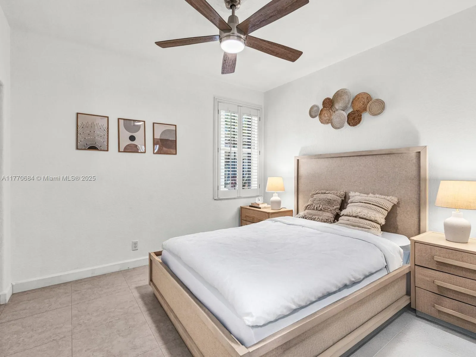 Weston, Florida 33327, United States, 4 Bedrooms Bedrooms, ,3 BathroomsBathrooms,Residential,Active,97308