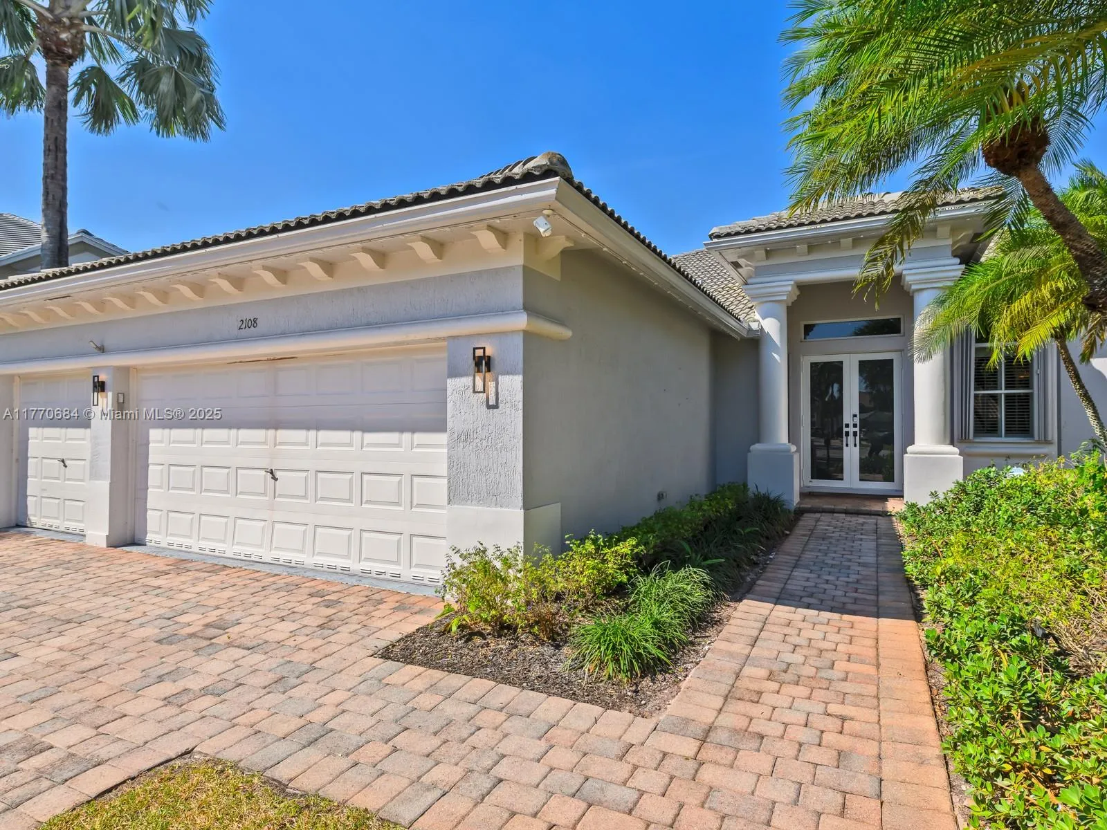 Weston, Florida 33327, United States, 4 Bedrooms Bedrooms, ,3 BathroomsBathrooms,Residential,Active,97308