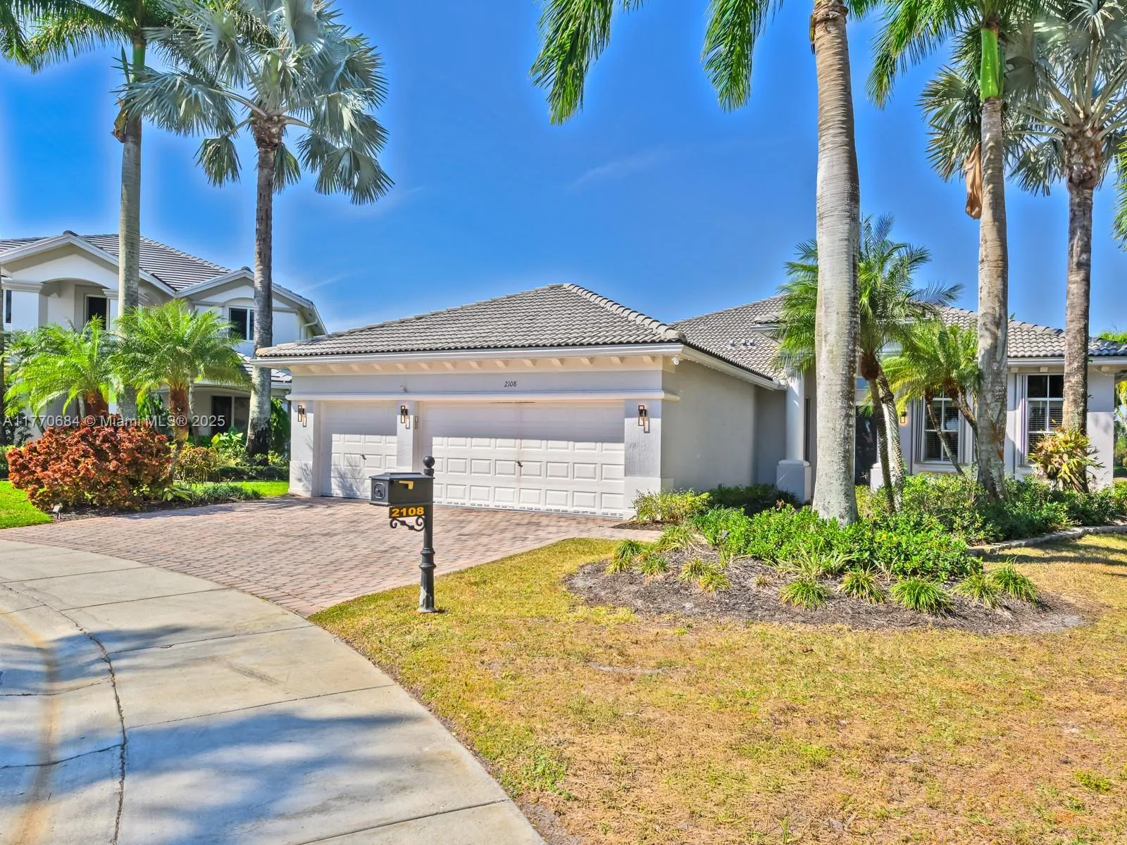 Weston, Florida 33327, United States, 4 Bedrooms Bedrooms, ,3 BathroomsBathrooms,Residential,Active,97308