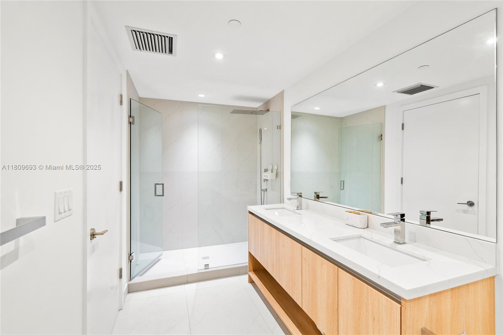 Alana - Residential Lease