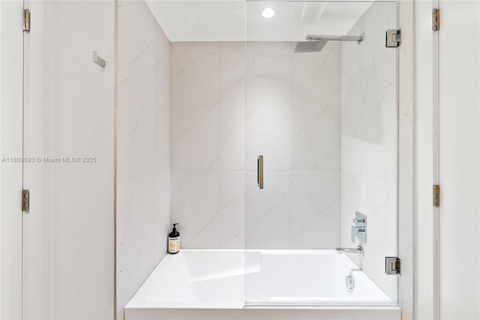 Alana - Residential Lease