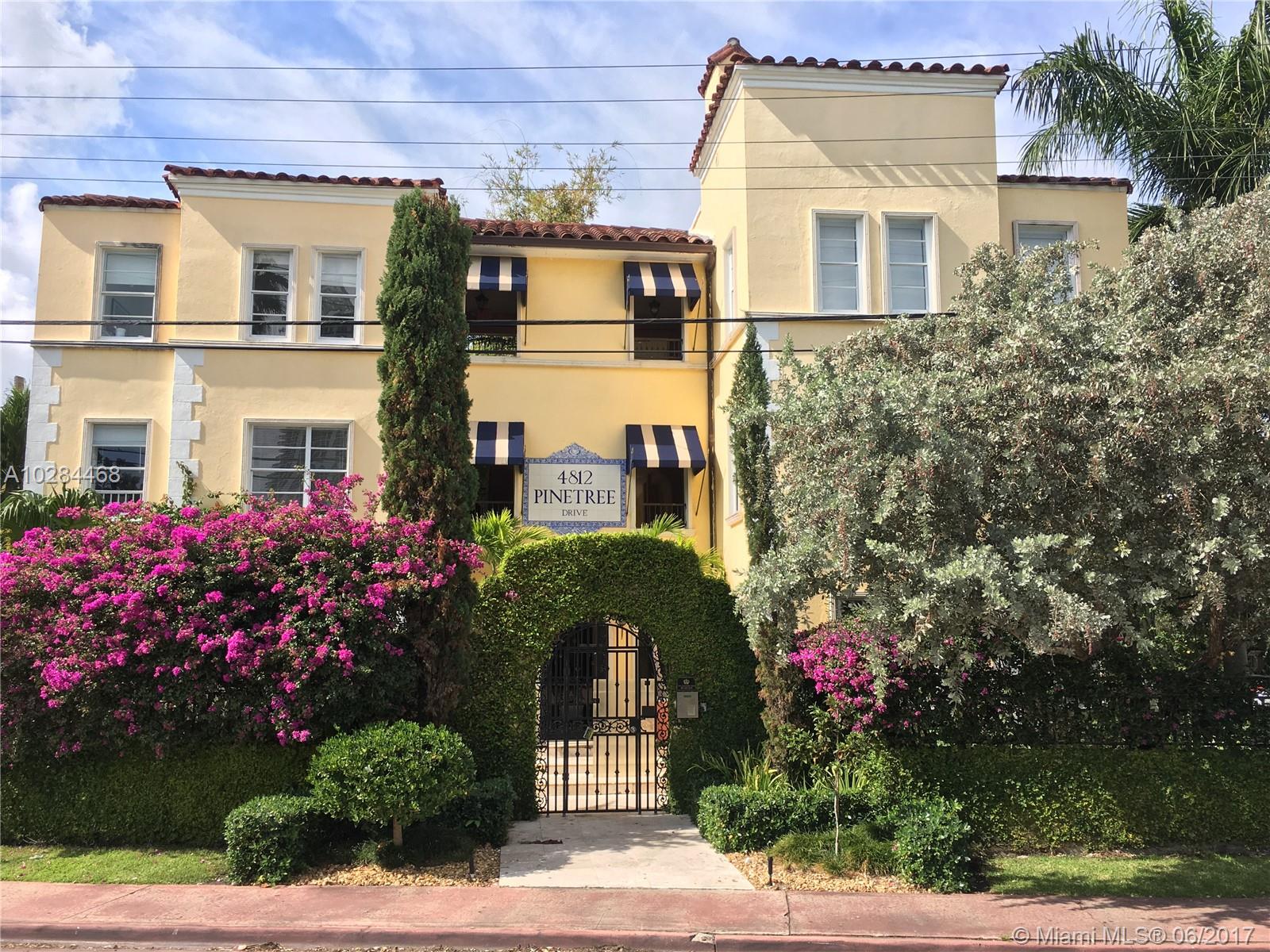 Cozy 1Bed 1Bath Apartment in a beautiful Historical Spanish building in a prestigious area of Miami Beach. Bamboo floors, Stainless steel Appliances, Washer & Dryer, Gas Stove. 1 Parking - Gated Garage, Very close to the beach and restaurants. Pool and Lounge on the Canal with a view of the waterfront Mansions.
