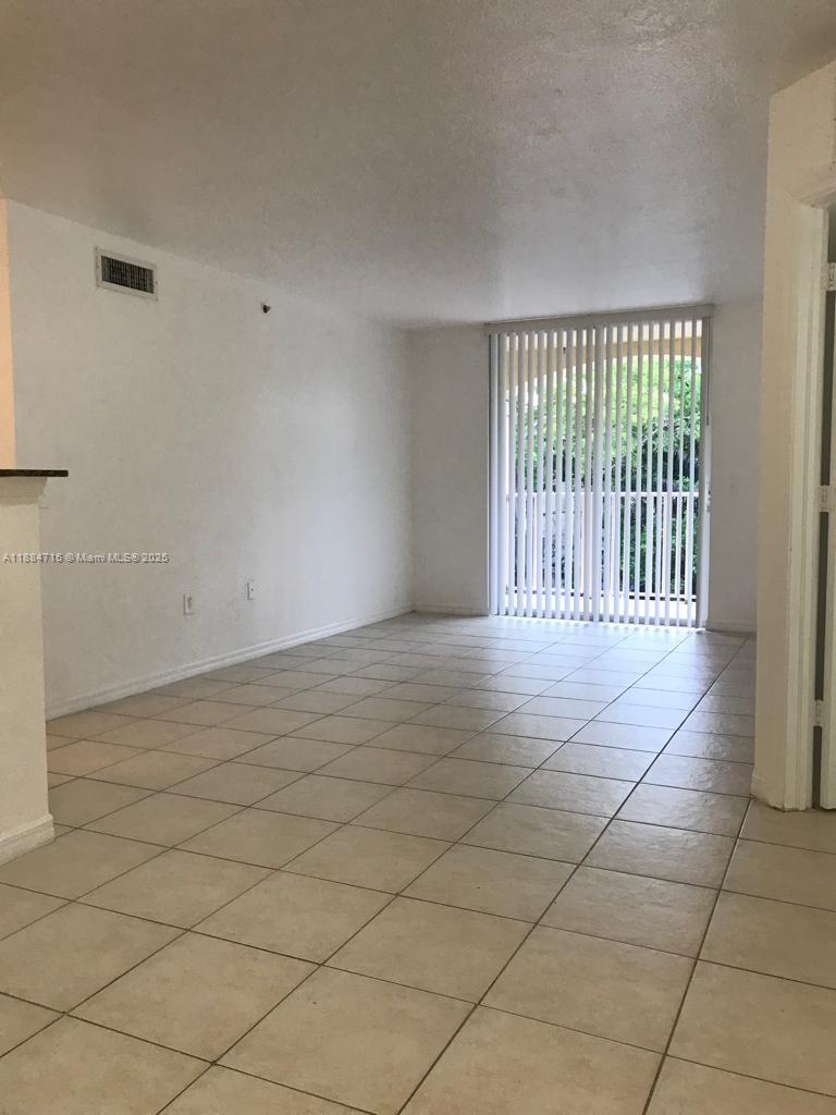 THE OAKS IN NORTH MIAMI C - Residential Lease