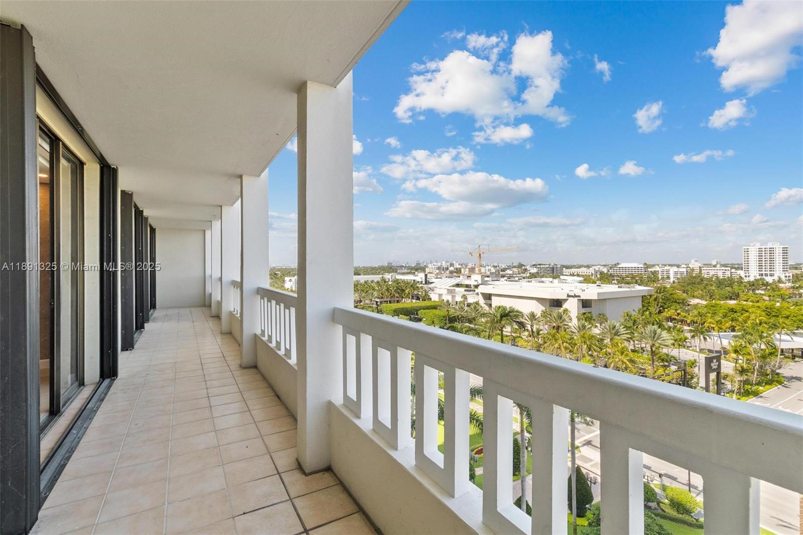 BALMORAL CONDO - Residential Lease