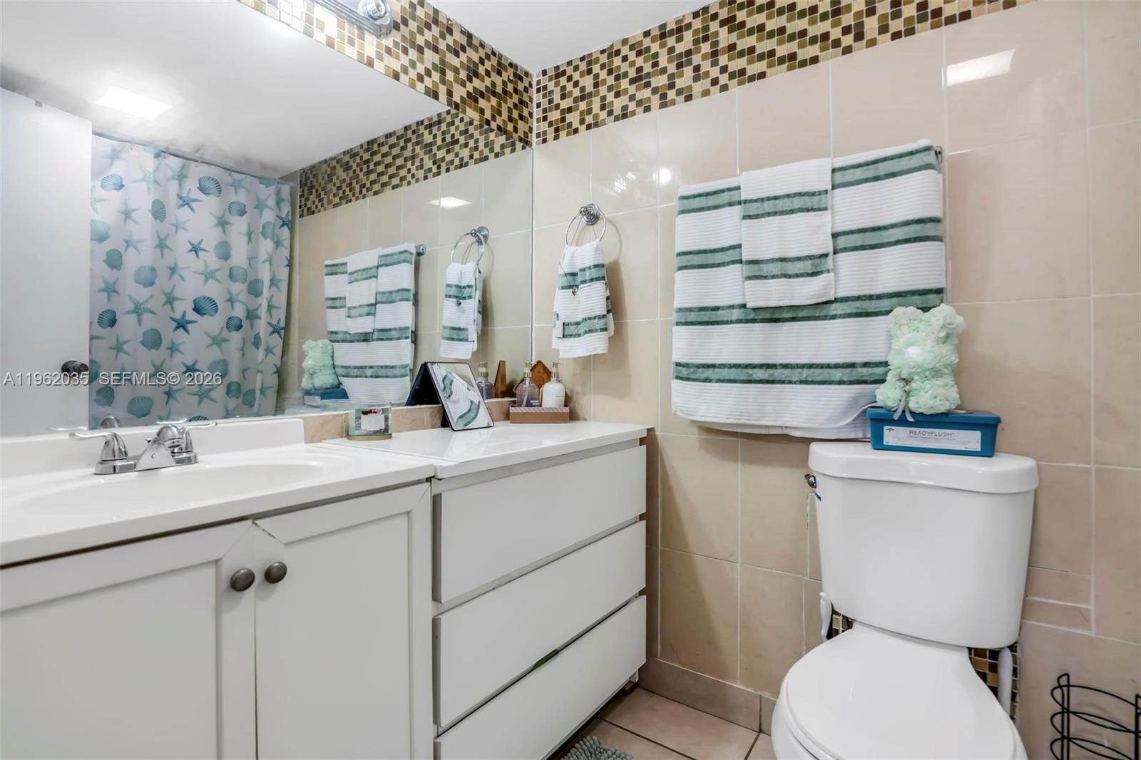 CYPRESS CHASE CONDO NO 8 - Residential