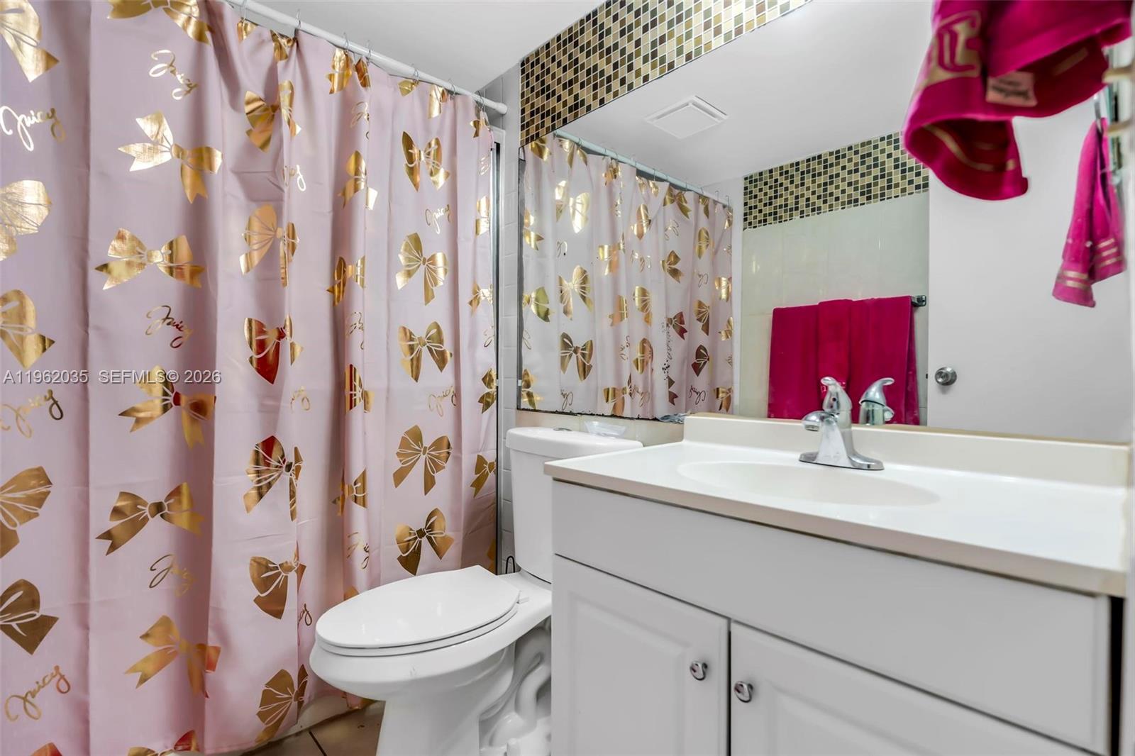 CYPRESS CHASE CONDO NO 8 - Residential