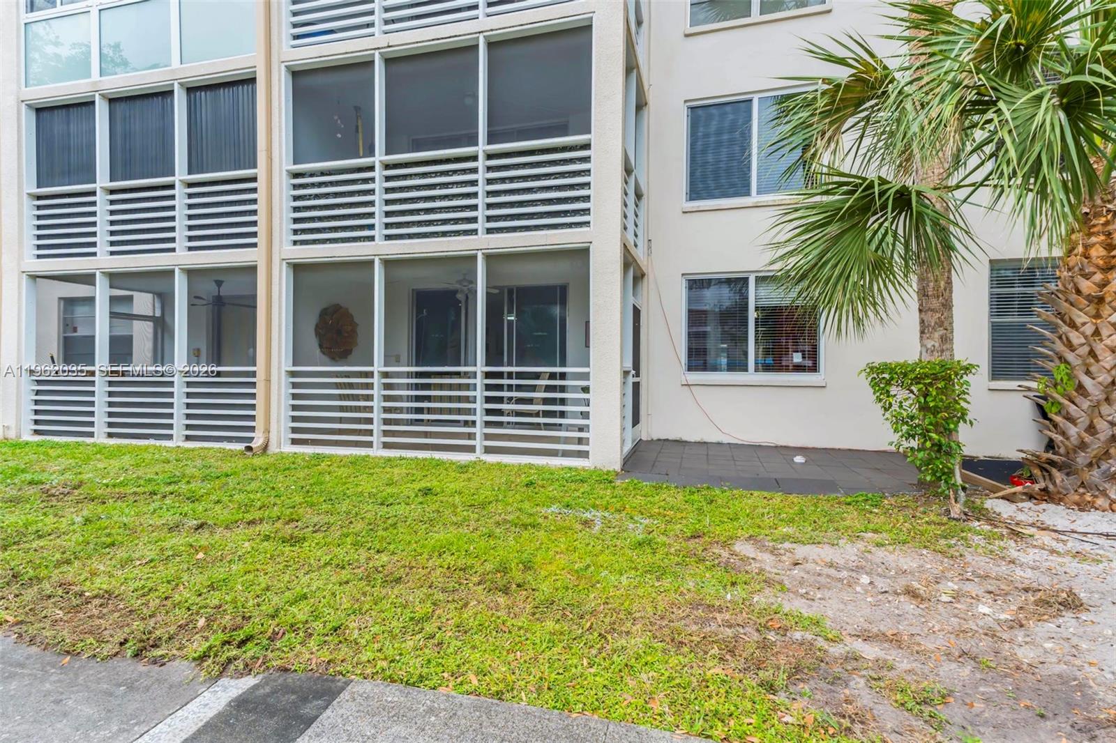 CYPRESS CHASE CONDO NO 8 - Residential