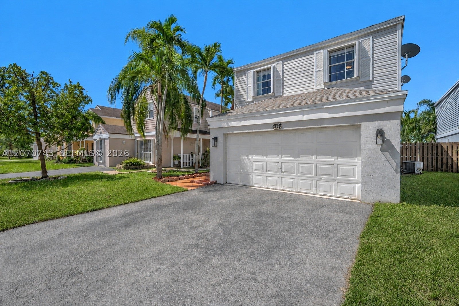 223 SW 159th Way