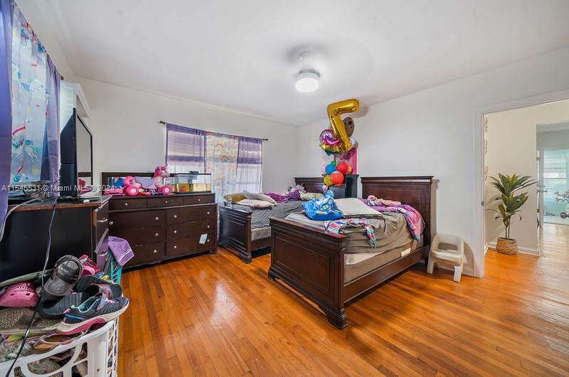 LAKE WORTH TOWN OF - Residential Income