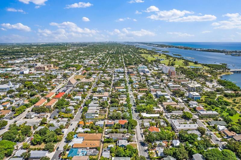 LAKE WORTH TOWN OF - Residential Income