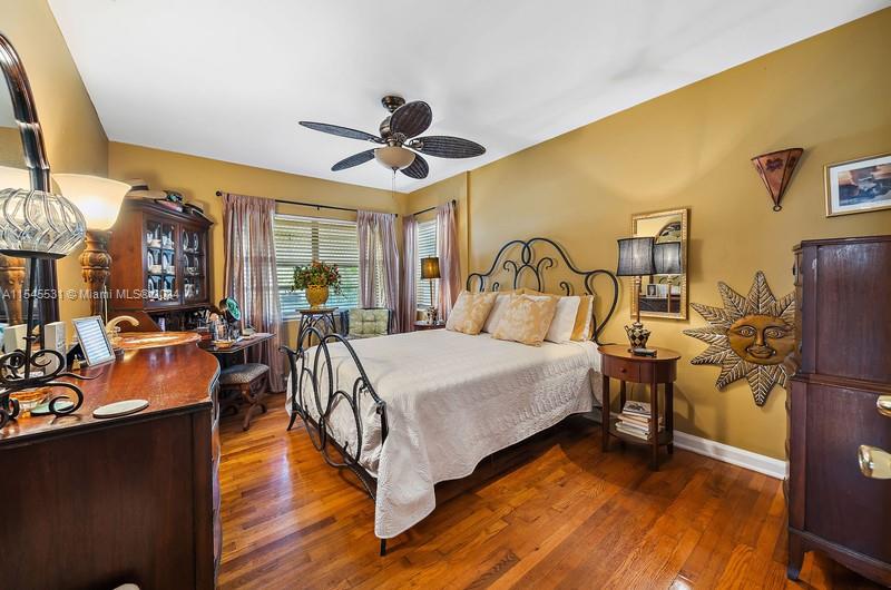 LAKE WORTH TOWN OF - Residential Income