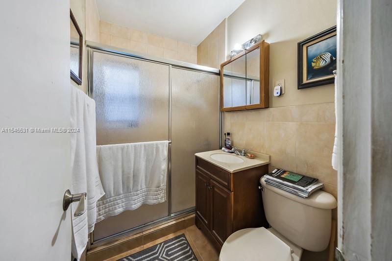 LAKE WORTH TOWN OF - Residential Income