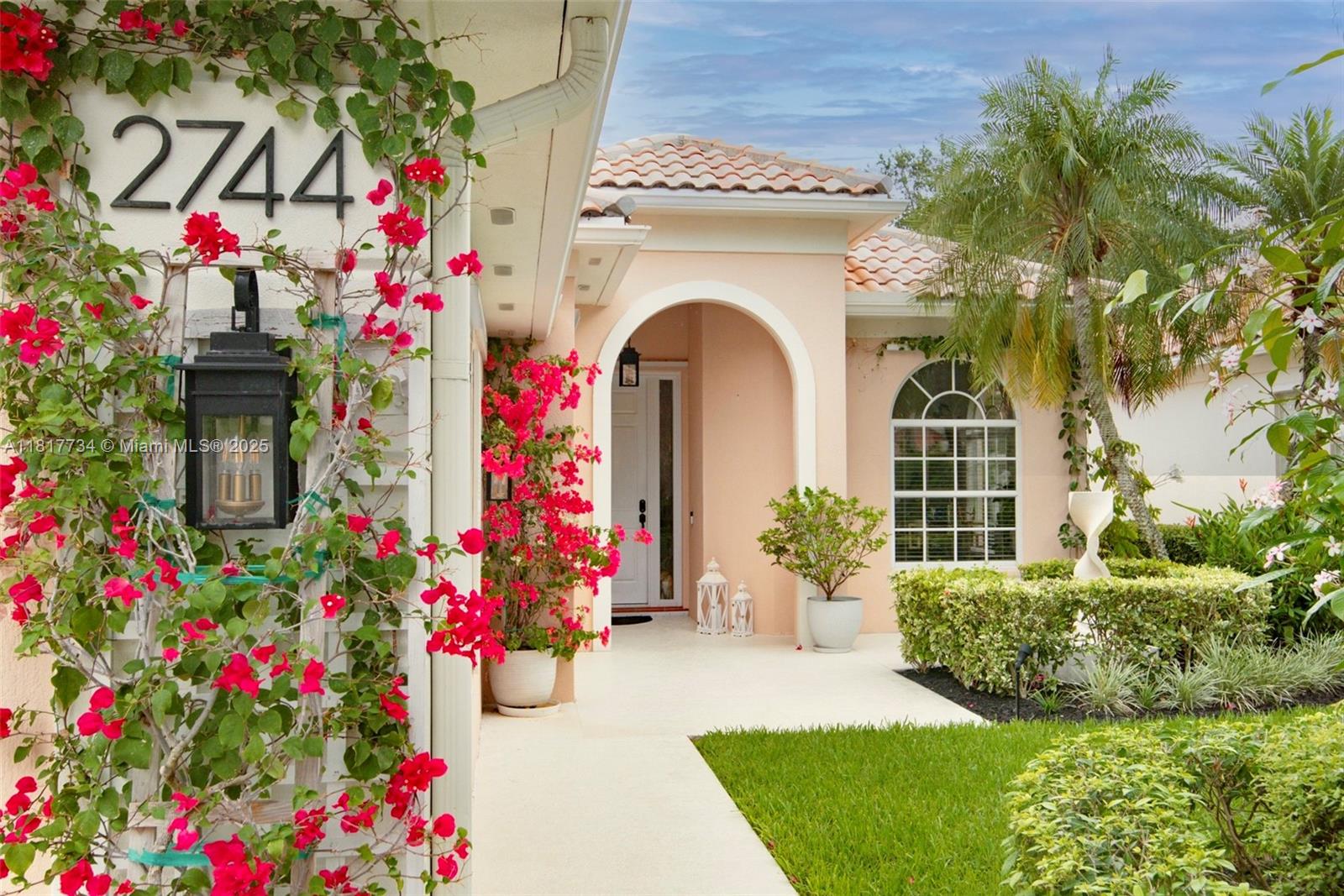 RIVERWALK 4 - Residential