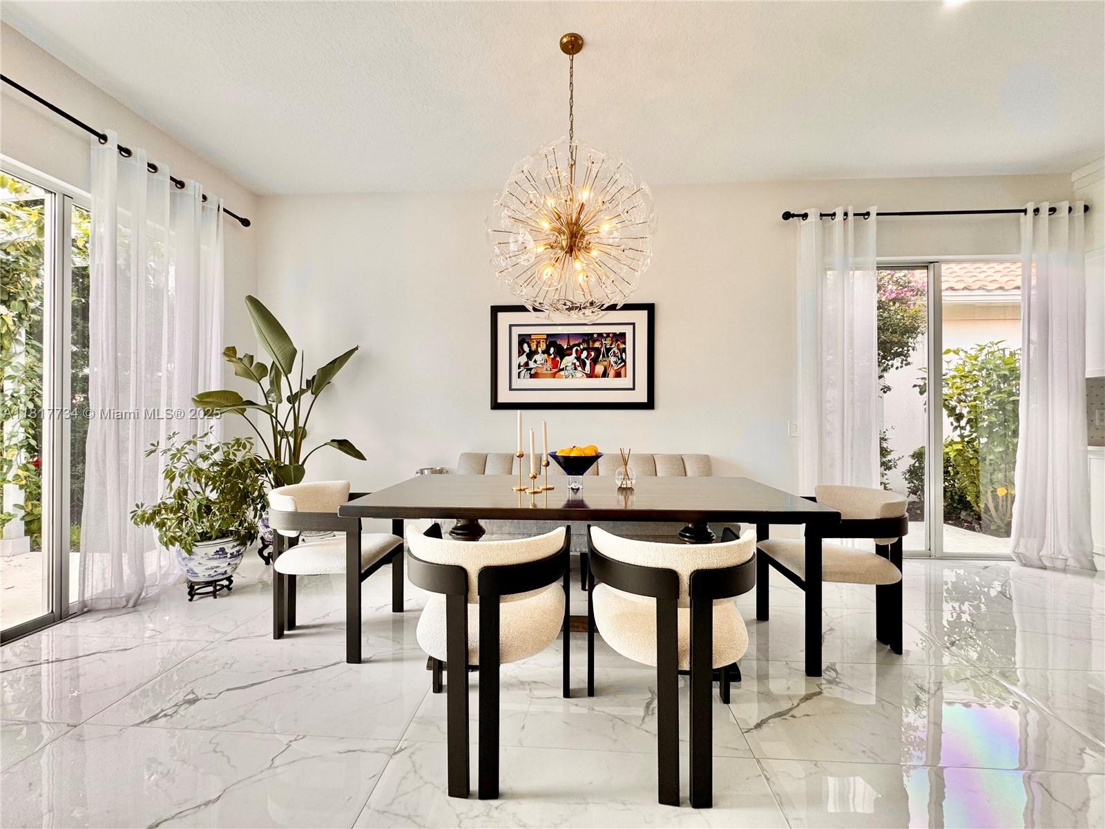 RIVERWALK 4 - Residential