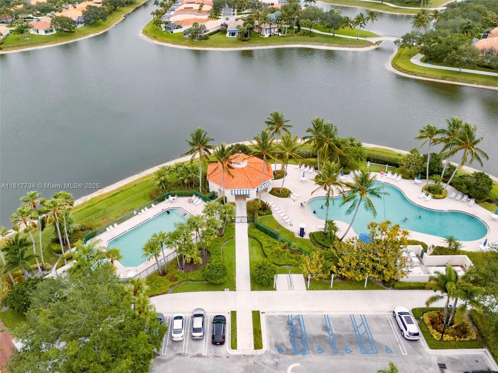 RIVERWALK 4 - Residential