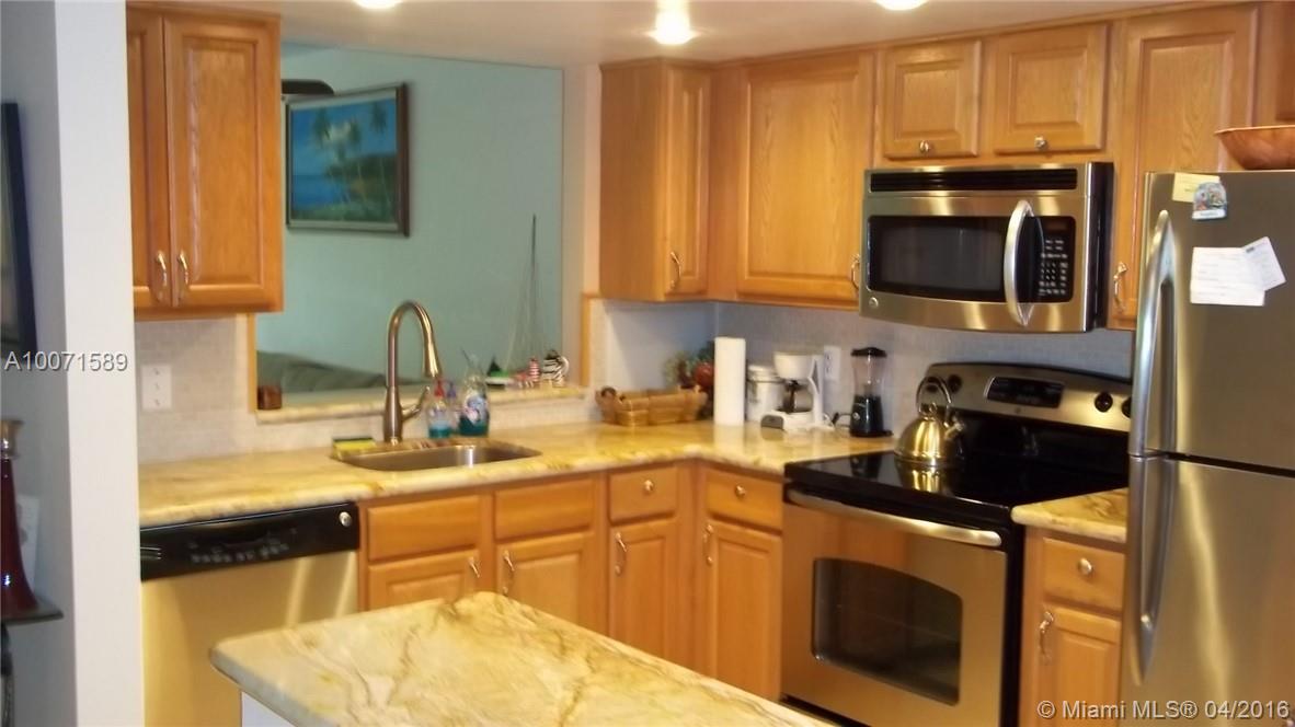 ISLAND CLUB 3 CONDO - Residential Lease