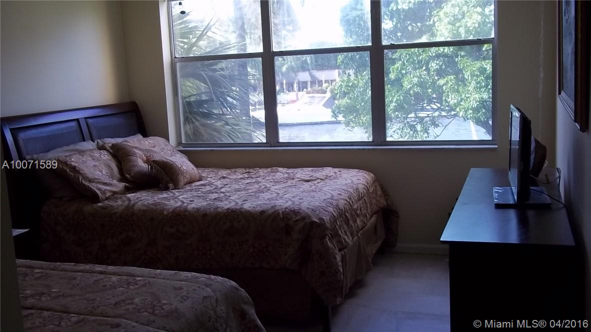 ISLAND CLUB 3 CONDO - Residential Lease