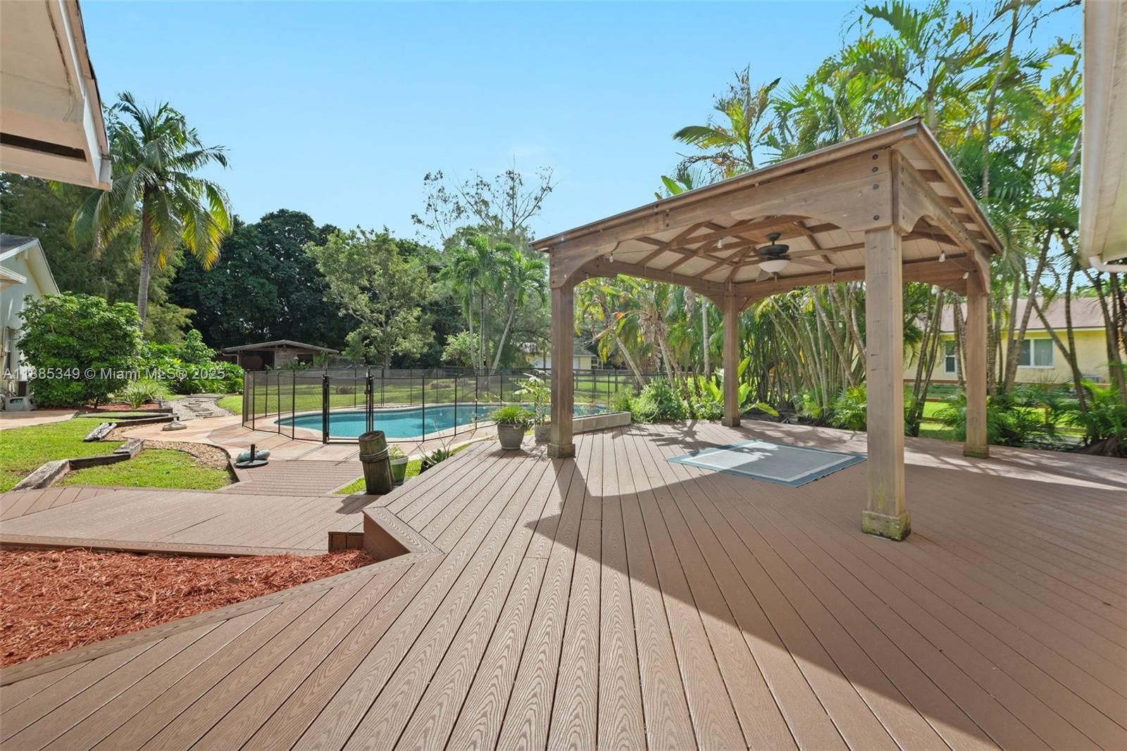 CHAMBERS LAND CO SUB NW1/ - Residential