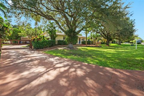 Photo of 4920 SW 167th Ave, Southwest Ranches, FL 33331 (MLS # A11885349)