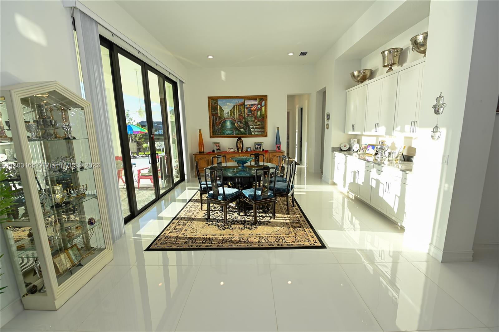 PALM MEADOWS ESTATES - Residential