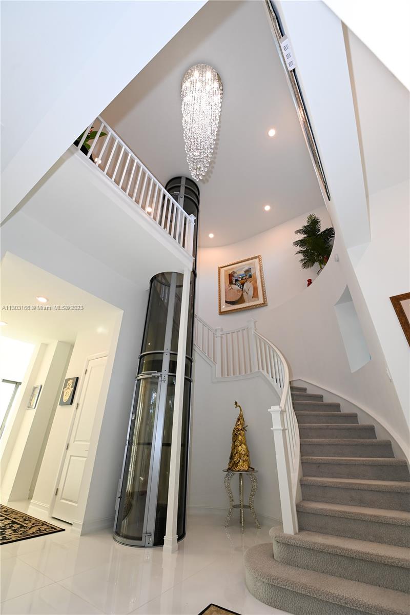 PALM MEADOWS ESTATES - Residential