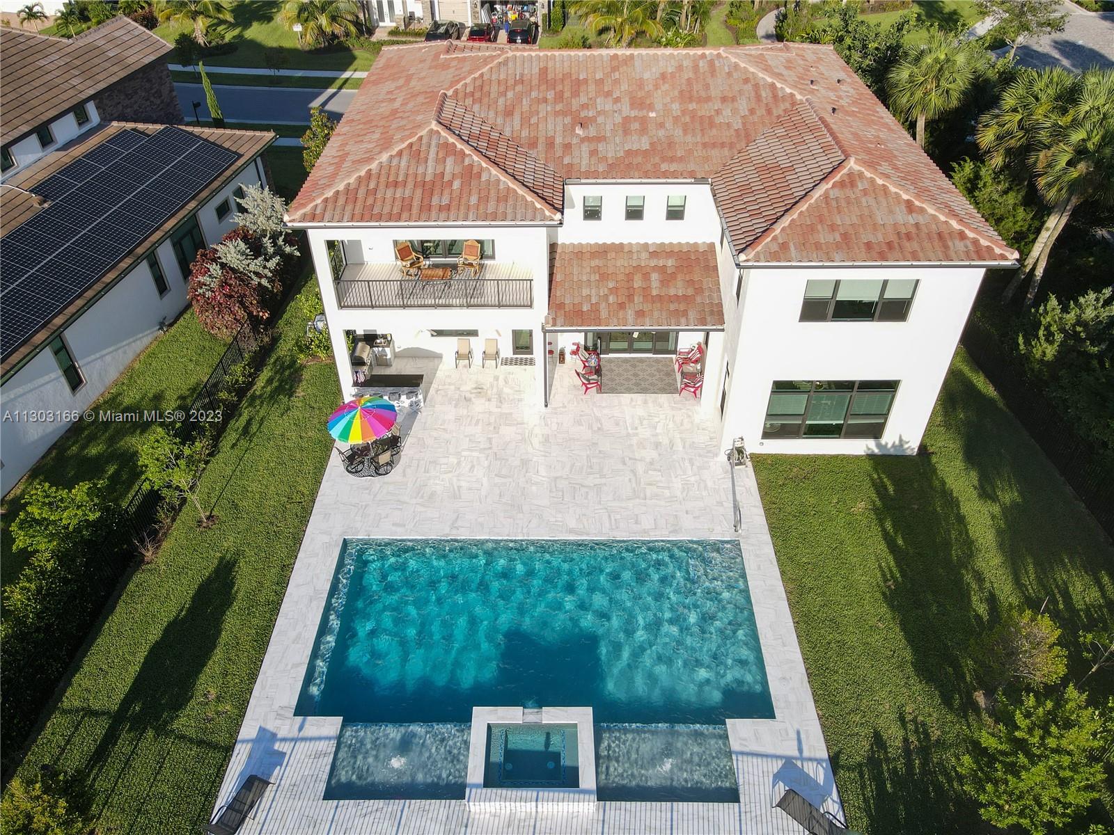 PALM MEADOWS ESTATES - Residential
