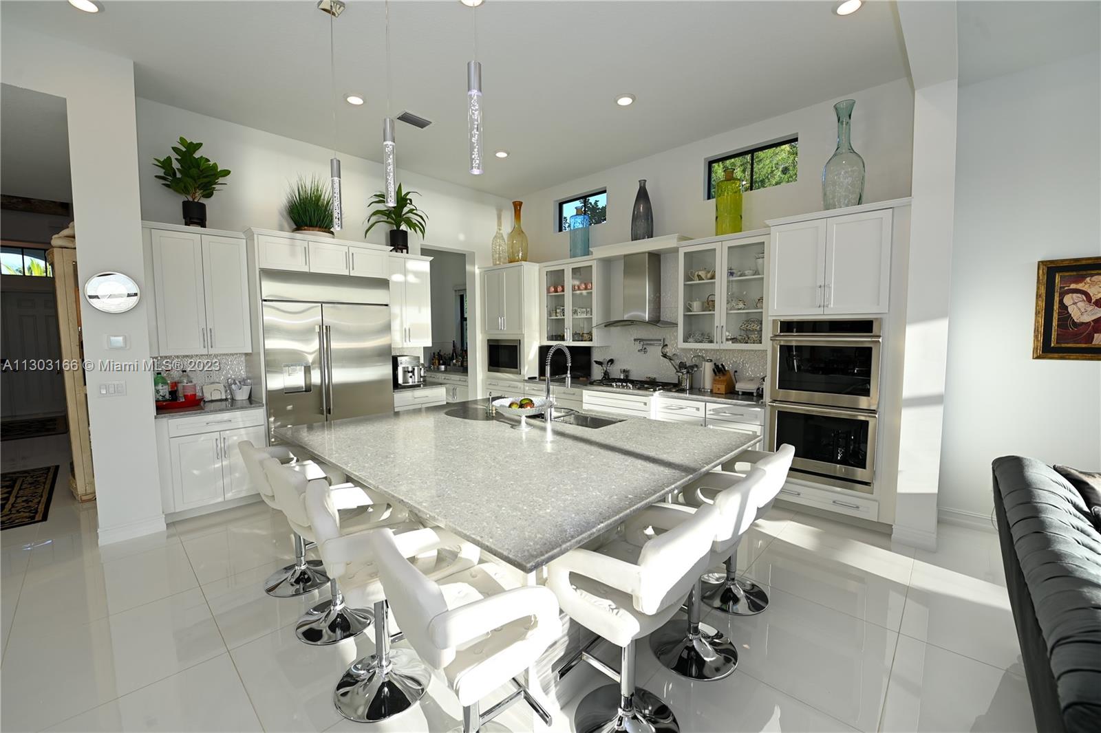 PALM MEADOWS ESTATES - Residential