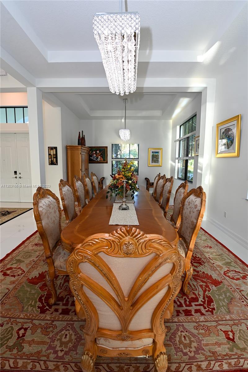 PALM MEADOWS ESTATES - Residential