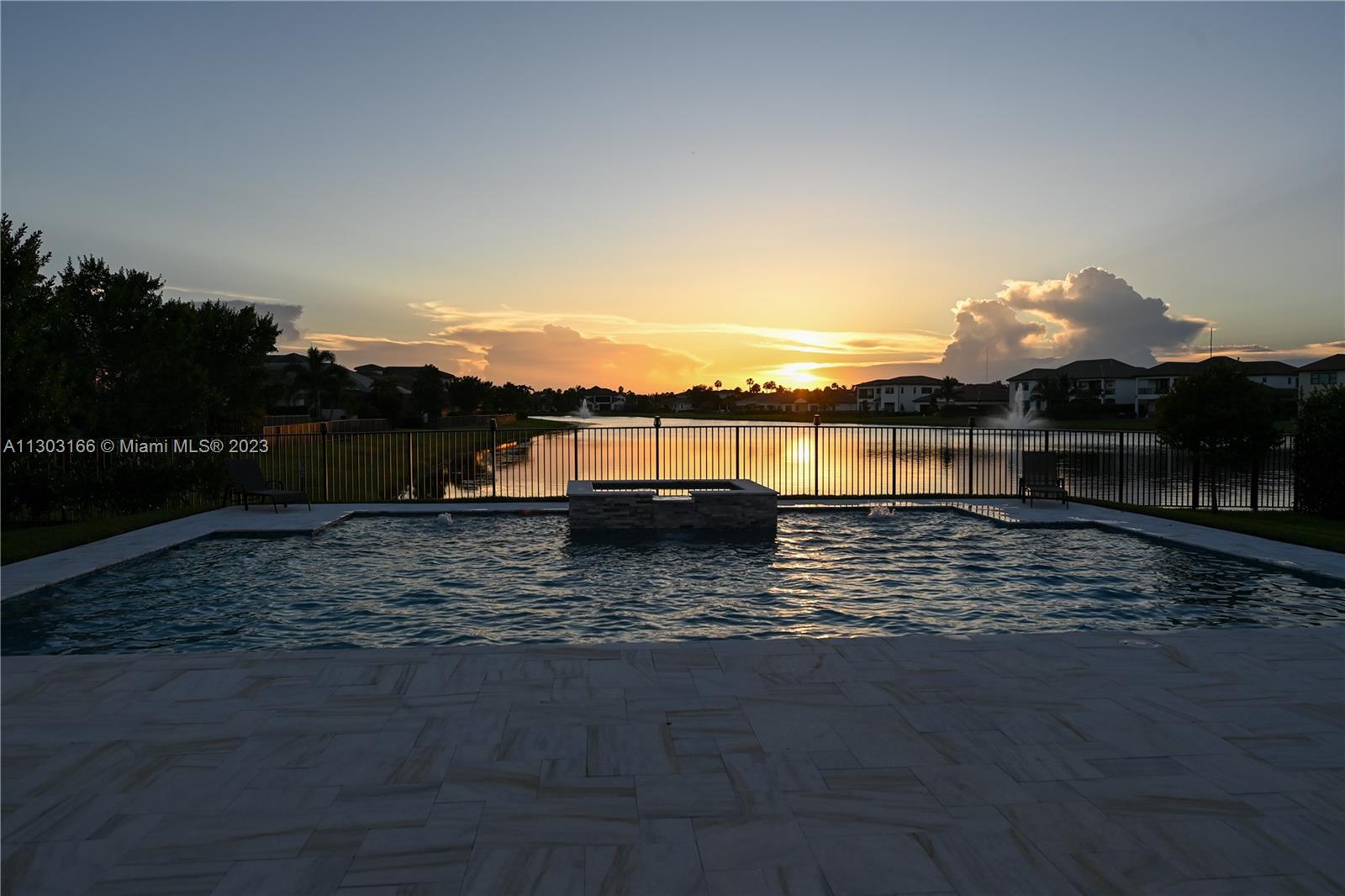 PALM MEADOWS ESTATES - Residential