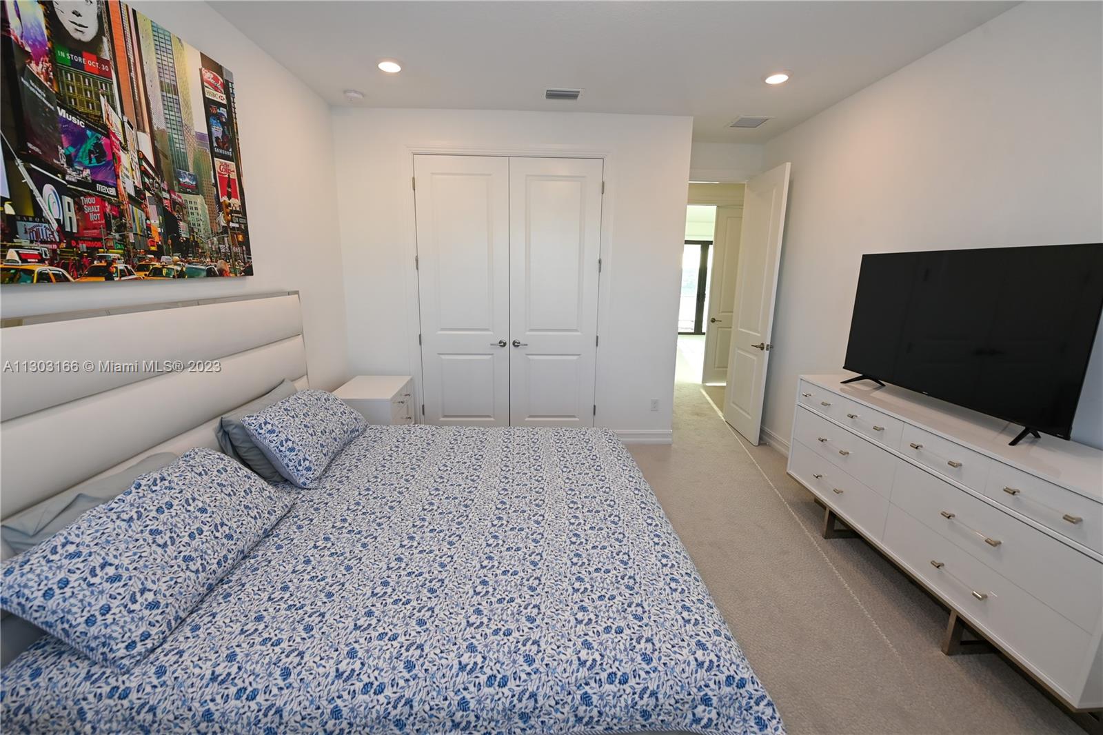 PALM MEADOWS ESTATES - Residential
