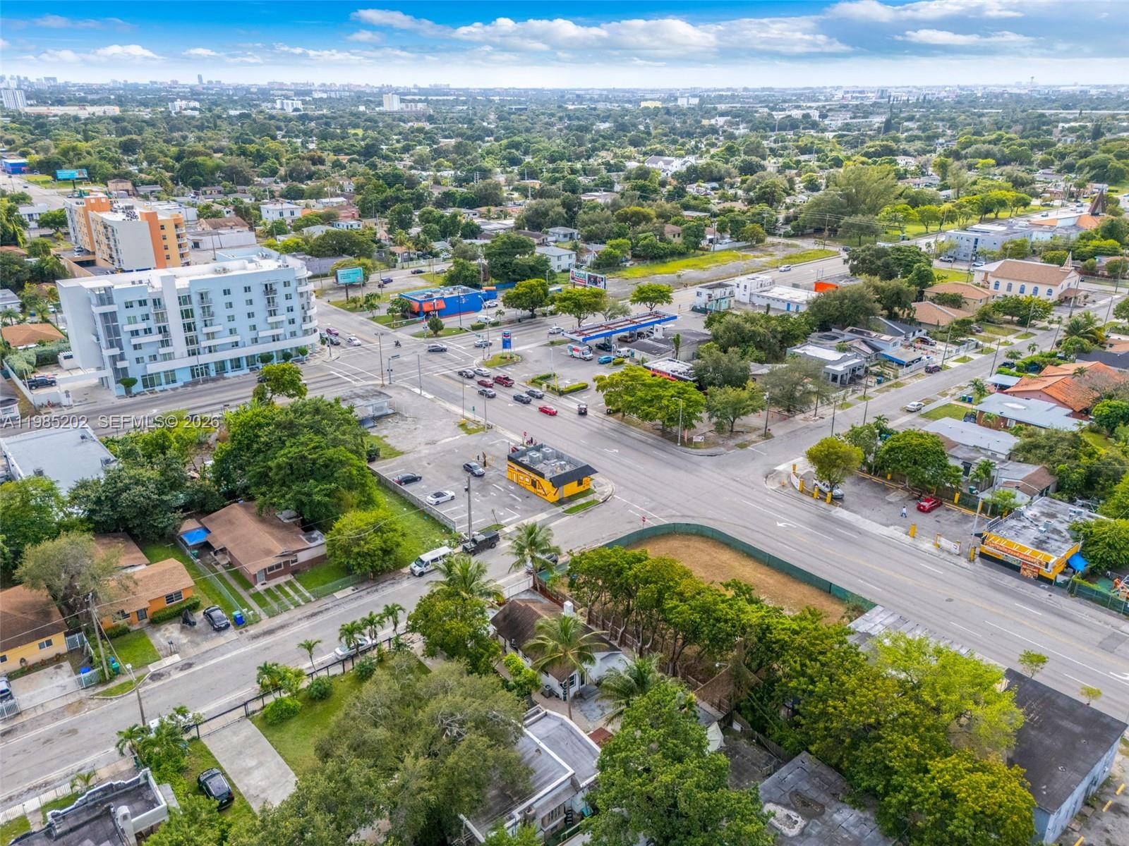 FLORAL PK 1ST AMD - Residential Lease