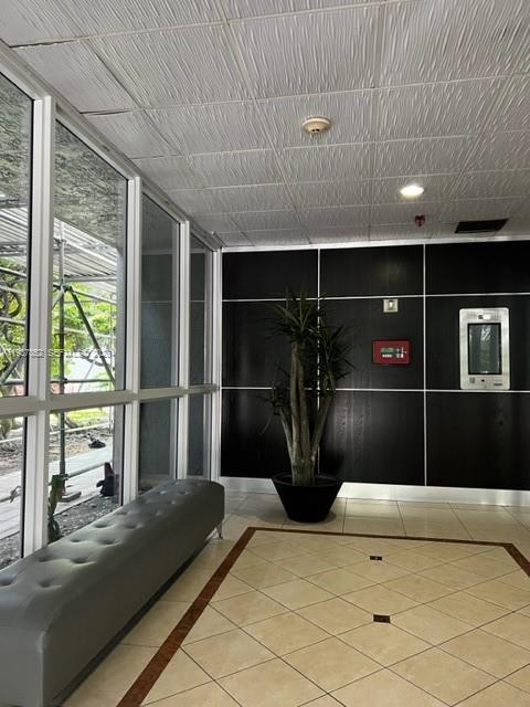 MADISON DOWNTOWN CONDO - Residential