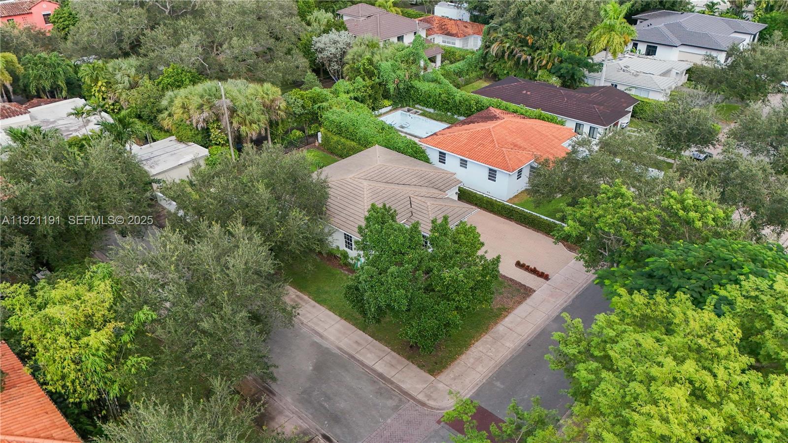 TAMIAMI PLACE PLAN 2 - Residential Lease