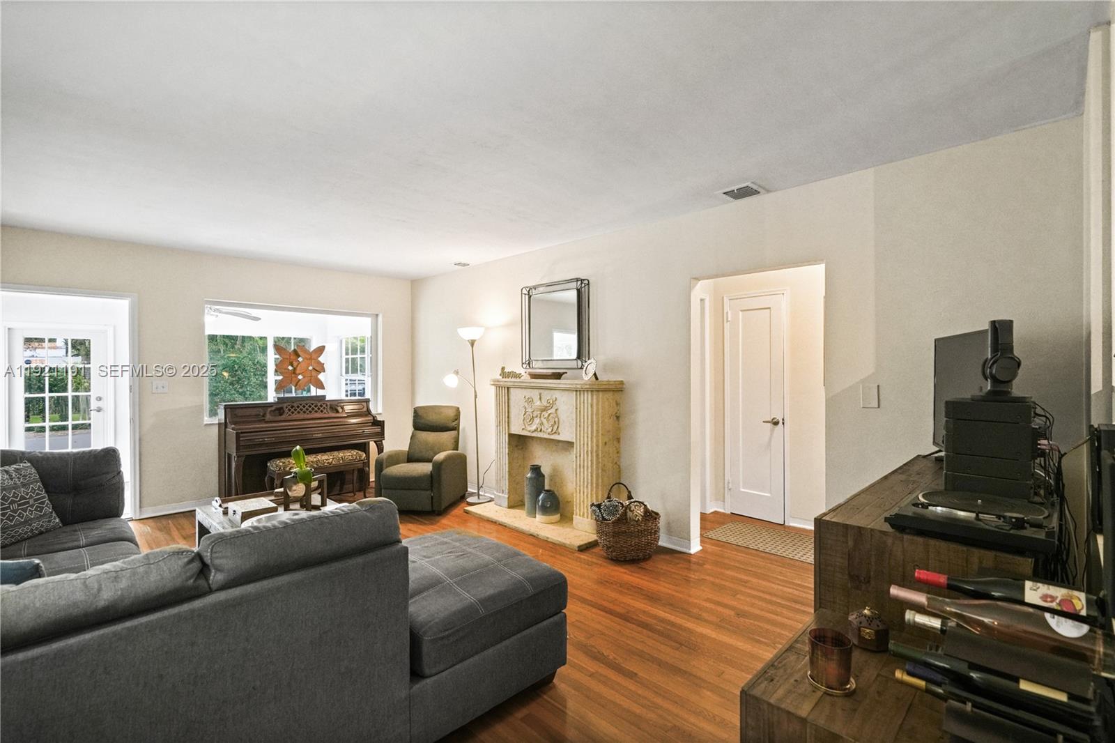 TAMIAMI PLACE PLAN 2 - Residential Lease