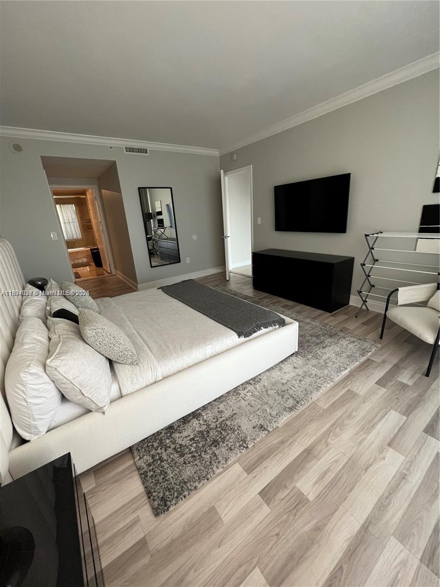 THE TOWER RESIDENCES COND - Residential