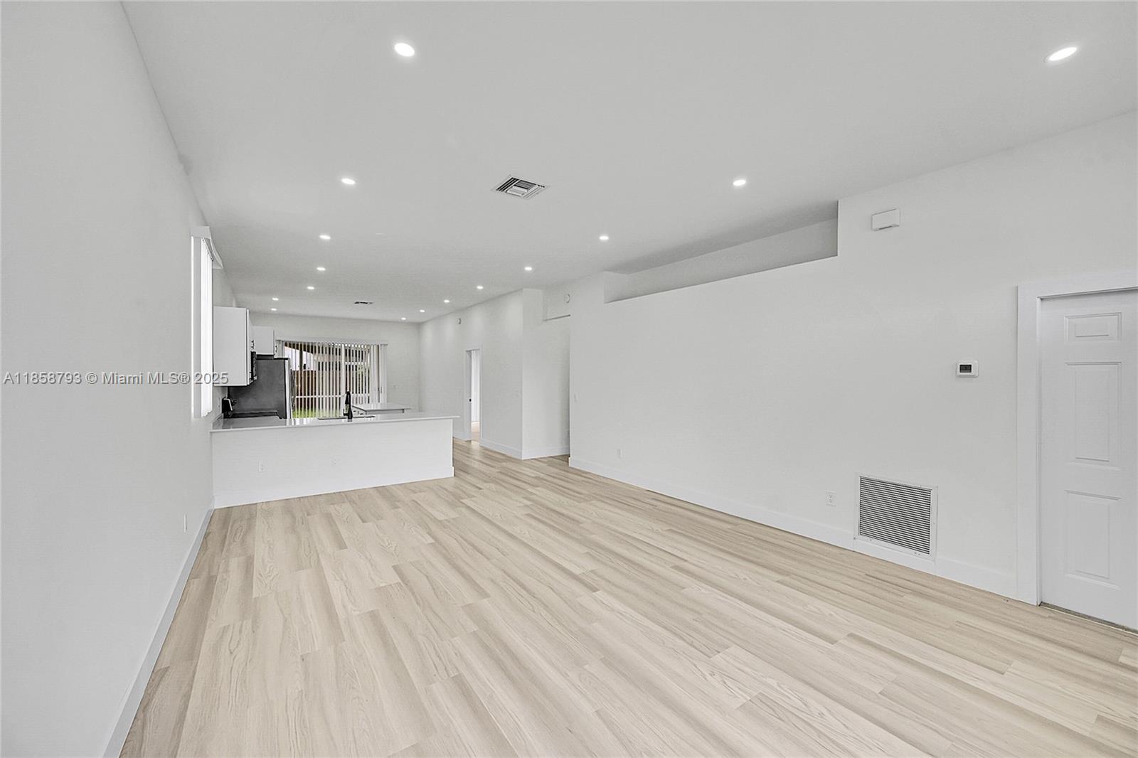 13034 Sheridan Ter