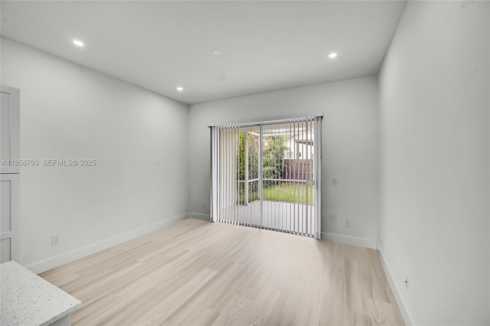 MONTEREY ON THE LAKE - Residential