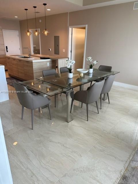 THE HARBOUR SOUTH CONDO - Residential Lease