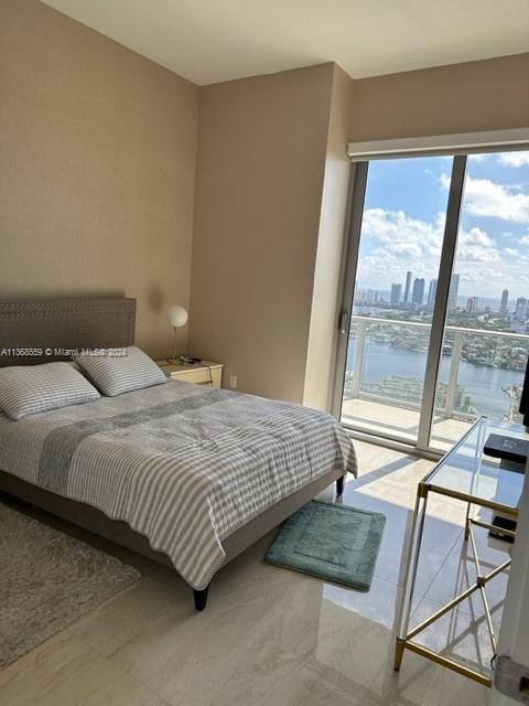 THE HARBOUR SOUTH CONDO - Residential Lease